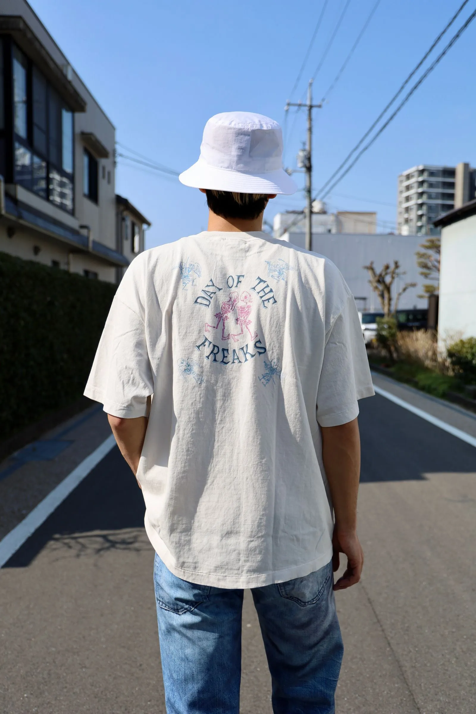 SAINT Mxxxxxx SS TEE/DAY OF THE FREAKS/WHT Monster Day/Monster Illustration Short Sleeve Off-White S-XL Same as the original version OE yarn cylinder without side seam fabric Top printing technology Zero difference restoration ZP Complete copy matching Main mark/wash mark/cherub mark complete